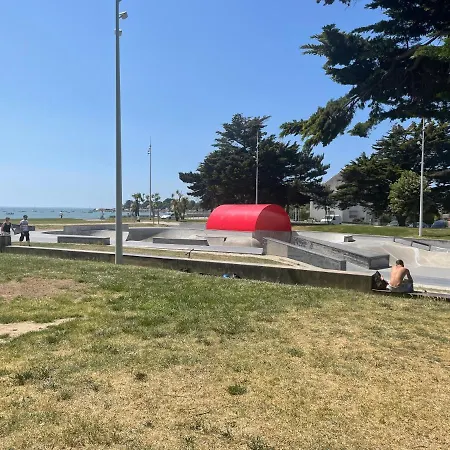 Studio Cosy Avec Terrasse, Proche Chantiers Et Airbus Saint-Nazaire  Exterior foto