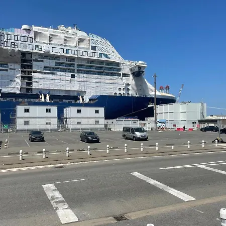 Studio Cosy Avec Terrasse, Proche Chantiers Et Airbus Saint-Nazaire  Exterior foto